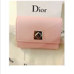 Dior wallet